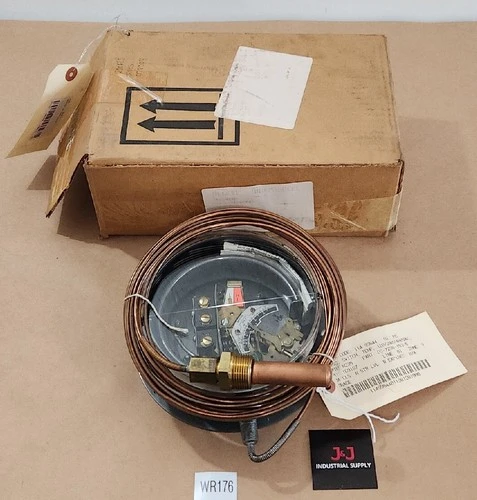 NEW Dwyer DS-7238-153-5