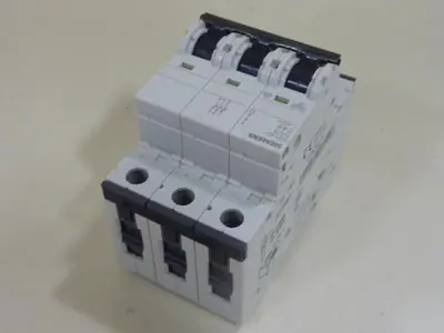 USED SIEMENS 5SY4340-7