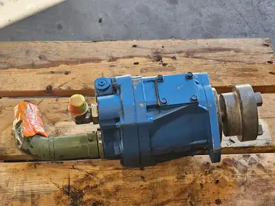 Used EATON PVE012R01AUB0A2100000100100CD0A Hydraulic Pumps British Columbia CA | Lenmark #1489192