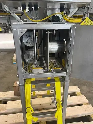 NEW REGAL EQUIPMENT INC. COMMERCIAL SPEAR CUTTING MACHINE