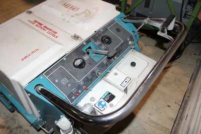 USED TENNANT 186