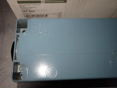 New | in-Stock TLEMECANIQUE XAP M34 Enclosures Ohio US | HGR 24 #864252