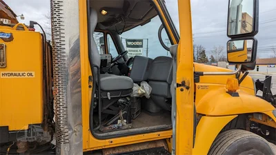 USED 2005 INTERNATIONAL WORKSTAR 7400