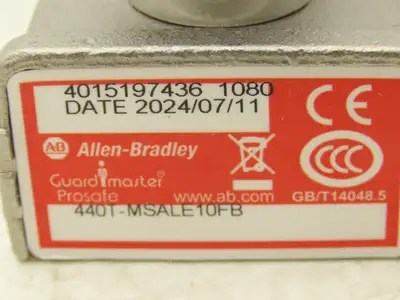 Allen Bradley 440T-MSALE10FB Guardmaster Trapped Key Interlock Switch No Key