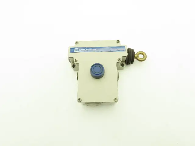 Telemecanique XY2-CEH7 Cable Right Pull Safety Stop Switch 240V 3A