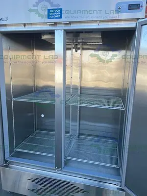 USED VWR GTVWG49FSSA STAINLESS STEEL DOUBLE DOOR FREEZER - 25°C 49 CU, FT.