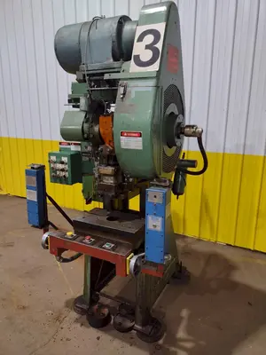 USED L&J 22