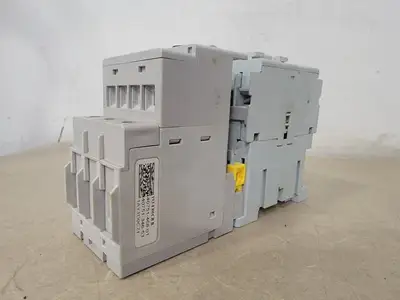 32 Amp, 3 Pole, 1NO+0NC, 690 Volts Contactor 100-C23*10 w/ Relay 193-ED1CB