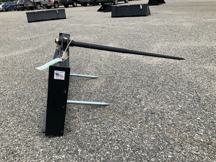 Used TOMAHAWK 49" ROUND BALE HAY SPEAR & FRAME Bale Spears Michigan US | Miedema Asset Management Group #1341025