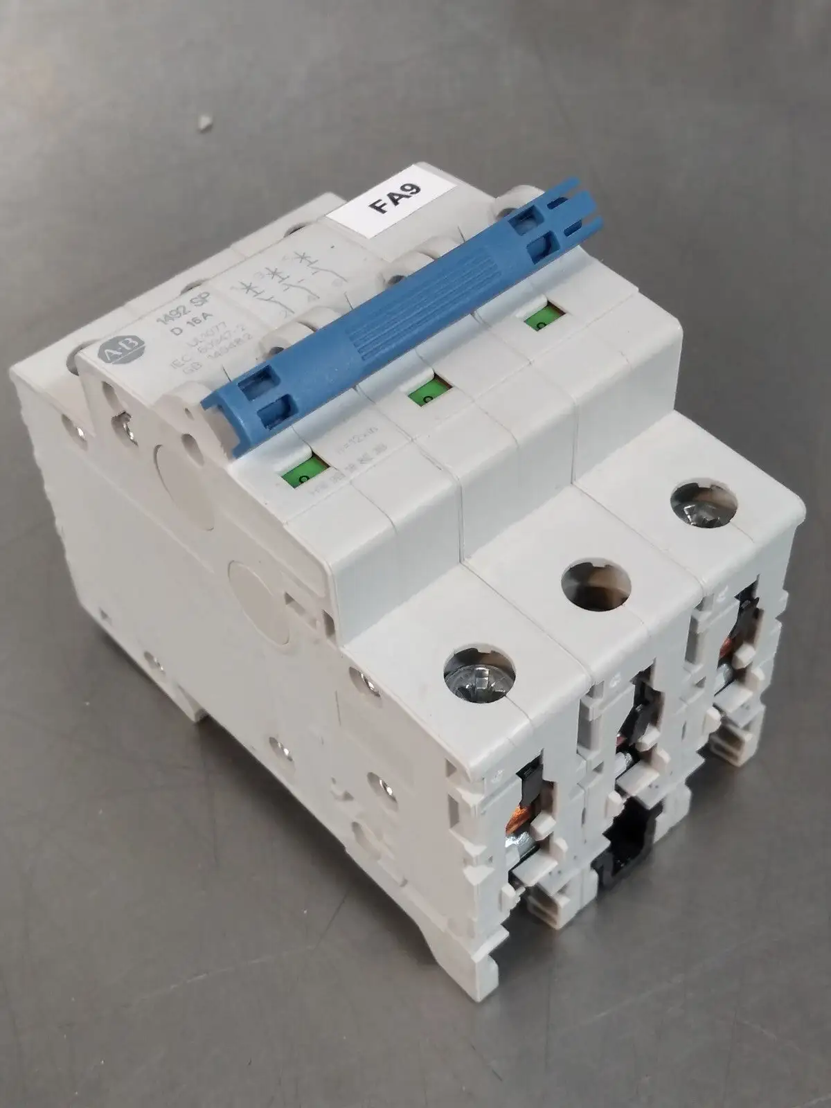 Allen Bradley 1492-SPM3D160/D Circuit Braker 16A Loc4C39