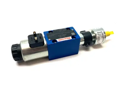 USED BOSCH REXROTH DIRECTIONAL SPOOL VALVE