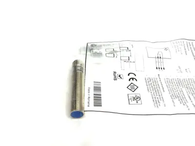 | Wenglor I12H006 Inductive Sensor w/ Increased 4mm Switching Distance, Flush - New