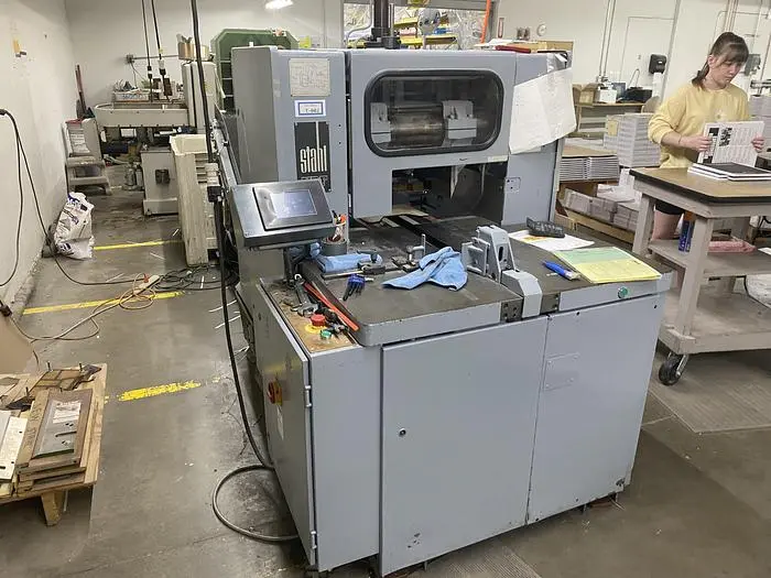Used STAHL VBF THREE KNIFE TRIMMER Three-knife Trimmers Illinois US | Capital Equipment Solutions #468480