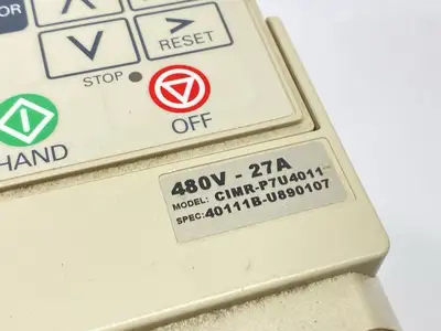 USED YASKAWA P7 VARISPEED IQ PUMP CONTROLLER DRIVE 3PH 27A 480V