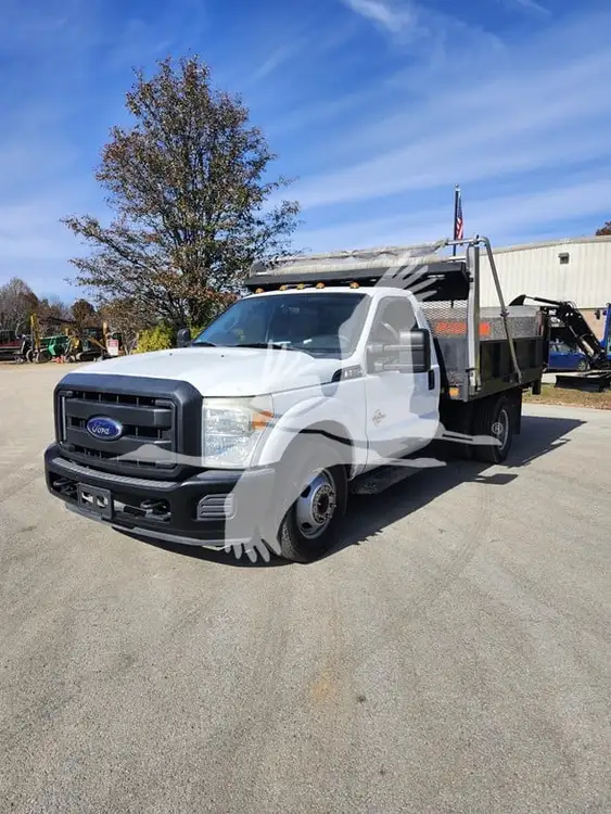 Used 2015 FORD F350 Dump trucks | Team Boone #718494