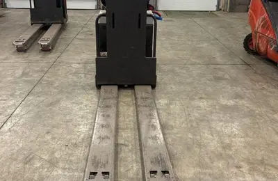 Used RAYMOND 8510-FRC60L Electric Pallet Trucks Illinois US | Mitsubishi HC Capital America #1362892