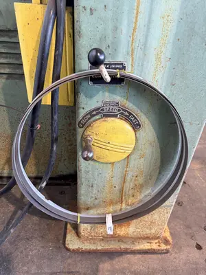 USED DOALL V-26