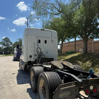 USED 2016 FREIGHTLINER CASCADIA