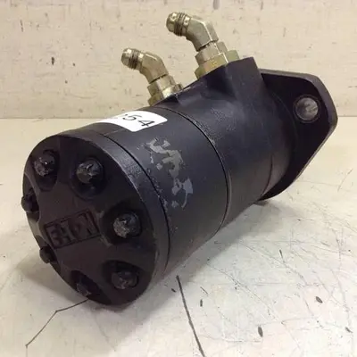 USED CHAR LYNN 101 2169 009
