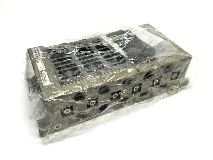 Used SMC MANIFOLD STI 60 VFS SERIES Parts (Hydraulics and Pneumatics) | Maverick Industrial Sales #1105419