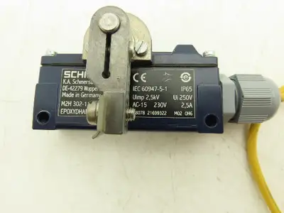 Schmersal M2H 302-11Y-M16-F10 Safety Limit Switch 230V  Lot of 2
