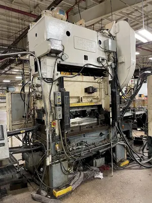 110 TON BROWN & BOGGS MODEL HP2-110 SRAIGHT SIDE PRESS: STOCK #15350