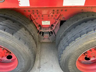 USED 2011 AUTOCAR XPEDITOR