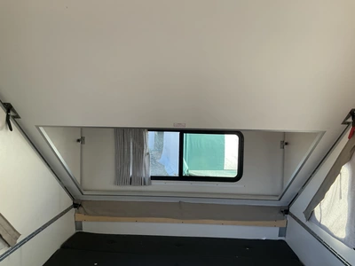 USED 2022 COLUMBIA ALINER EXPEDITION