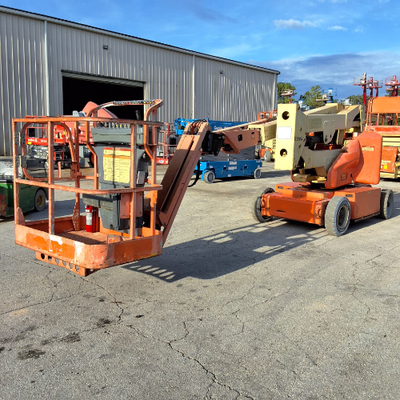 USED 2011 JLG E400AJPN