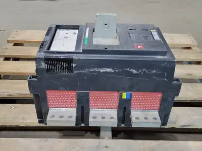 NEW MERLIN GERIN CM3200N