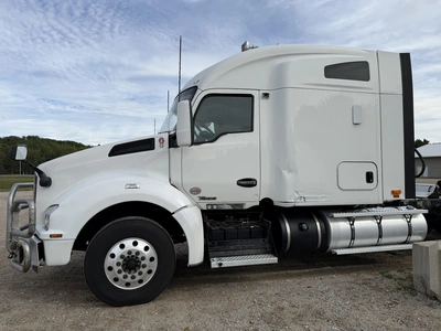 Used 2021 KENWORTH T880 TRUCK TRACTOR Conventional trucks Michigan US | Miedema Asset Management Group #1709443