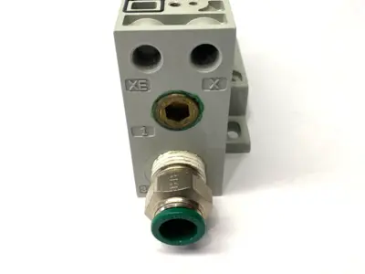 Used Numatics Pneumatic End Manifold Block X, XE, 1, 3/5 Ports Pump & Valve Parts Michigan US | Maverick Industrial Sales #1395139
