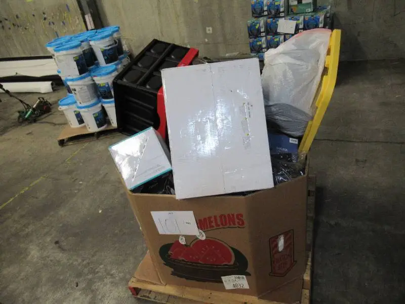 Pallet of Store Overstock and Ecommerce Product and Returns