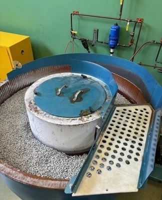 USED 1984 Sweco FM-14LR, 1984, SEPARATOR,