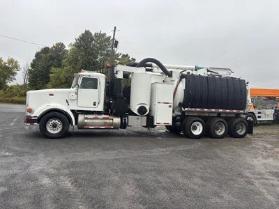 2011 SUPER PRODUCTS MUDDOG 1600 Hydro Excavator | VacSource (1)