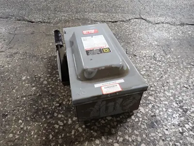 USED SQUARE D HU362