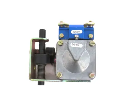 NEW SQUARE D 9999-MK-2 PNEUMATIC TIMER 9007-BO-2 9999MK2