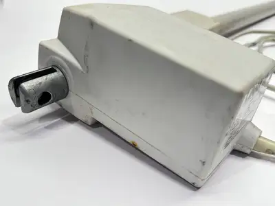Used Linak LA31-U089-00 Linear Actuators Michigan US | Maverick Industrial Sales #1486199
