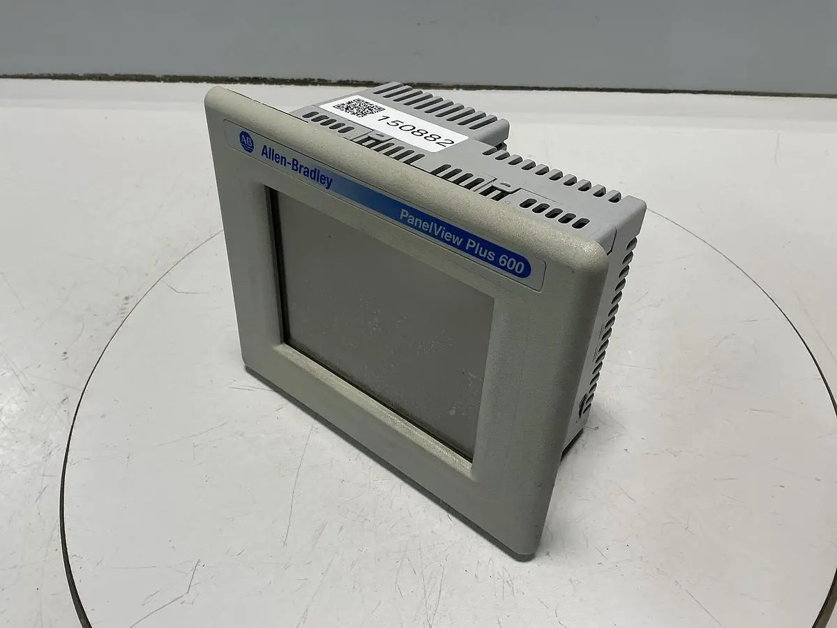 USED ALLEN BRADLEY 2711P-T6C20D