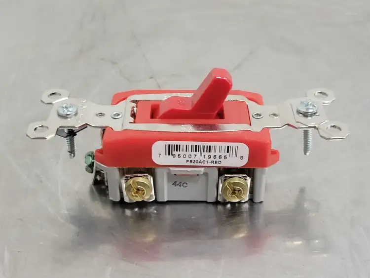 New | in-Stock PASS & SEYMOUR PS20AC1-RED Switchgears British Columbia CA | Lenmark #244655