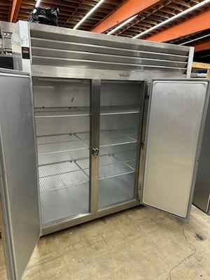 130-0200 Traulsen G31010JC Solid 3 Door Self Contained Freezer
