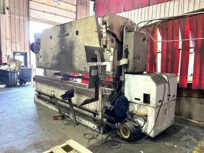 Used 2000 ACCURPRESS 7400-14 Press Brakes Florida US | Southern Fabricating Machinery Sales, Inc. #1666377