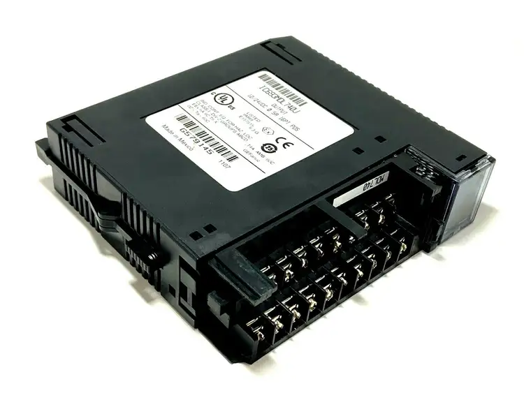 Used GE Output 12/24VDC 0.5A 16 PT NO COVER PLC Input & Output Michigan US | Maverick Industrial Sales #1392907