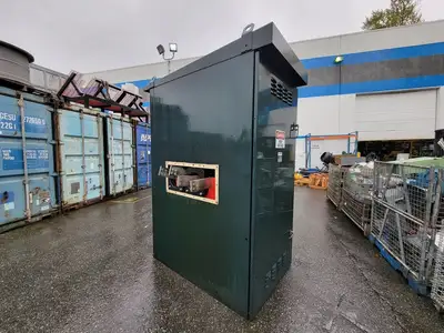 750 kVA Oil-Filled ONAN Transformer, HV. 12470 Delta, LV. 208Y/120 w/ Switchgear