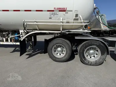 Used 1970 LUBBOCK _UNKNOWN_ Tanker Trailers Indiana US | Lakeshore Equipment Sales #1546595