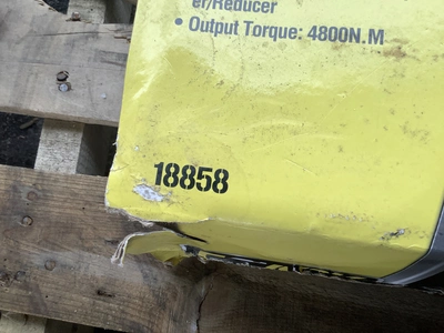 Stark Lug Nut Torque multiplier w 8 socket model 18858