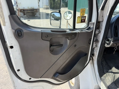 Used 2008 FREIGHTLINER M2106 Tractors & Trailers Indiana US | Miedema Asset Management Group #1413011