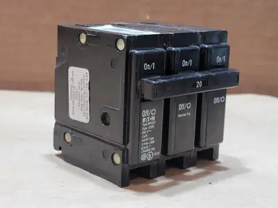 Used EATON BR320 Switchgears British Columbia CA | Lenmark #835459