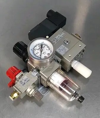 SMC AW20-01 + AV2000-02-5DZ + VHS20-01 Loc6C11