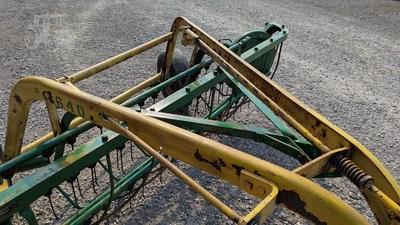 USED JOHN DEERE 640